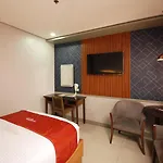 Moda Mariposa Hotel